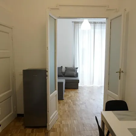 Apartment La Casa Nella Corte La Spezia