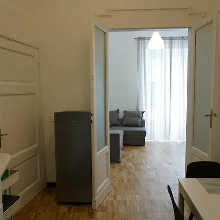 La Casa Nella Corte * La Spezia